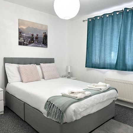 Hadleigh  Clover Apartments מראה חיצוני תמונה