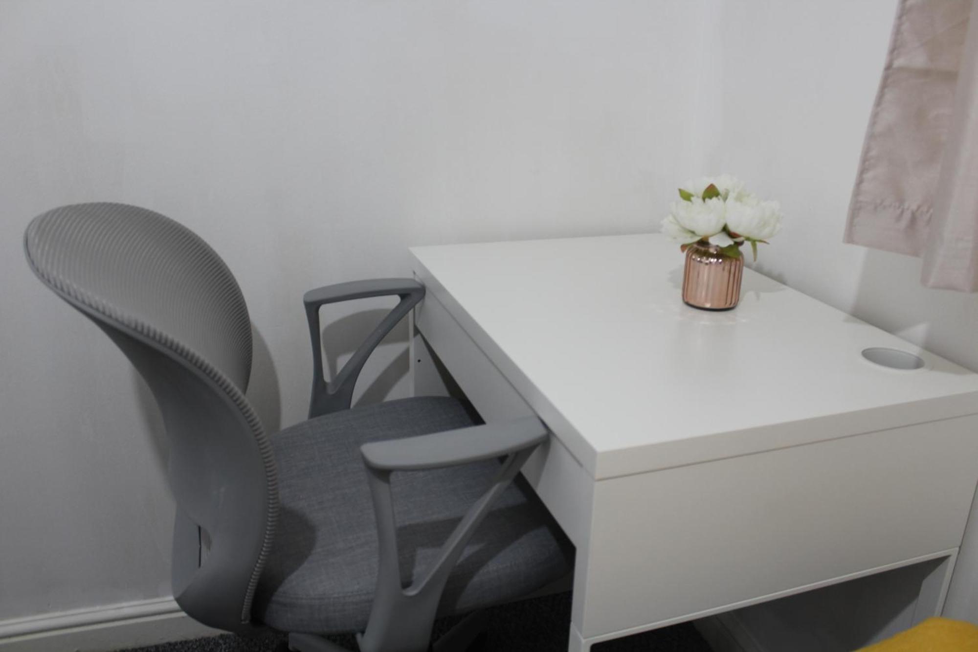 Hadleigh  Clover Apartments מראה חיצוני תמונה